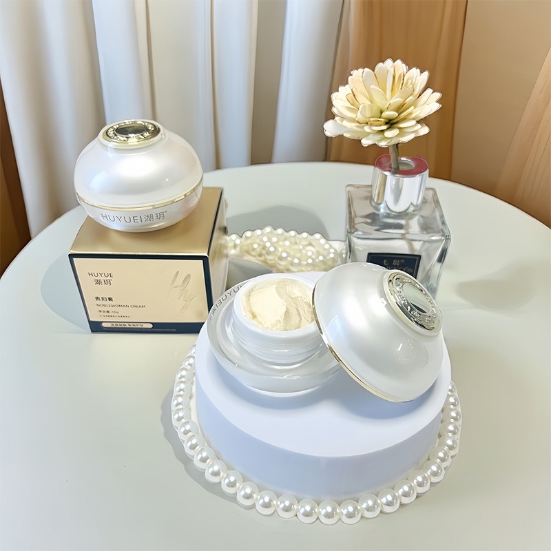 Luxury Face Cream 10g White Po - Luxury Skincare Moisturizer recension och pris